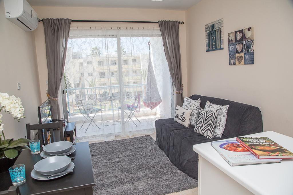 Paphos Love Hut Apartment Eksteriør billede
